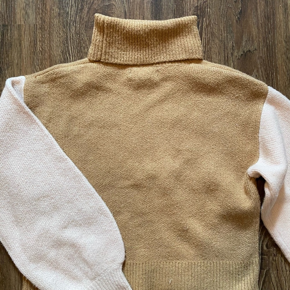 H&M turtle neck - Picture 2 of 5